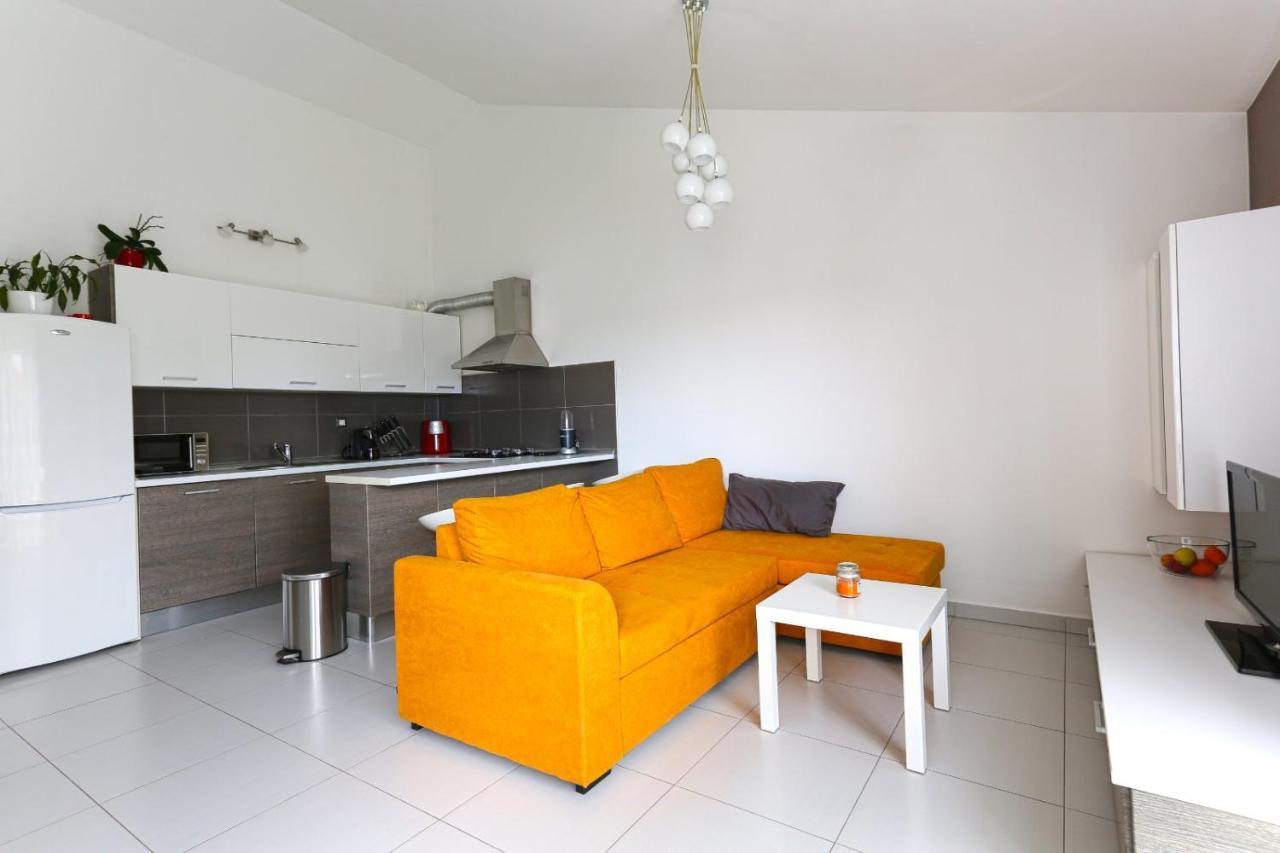 Apartman M&A Apartment Pula Luaran gambar