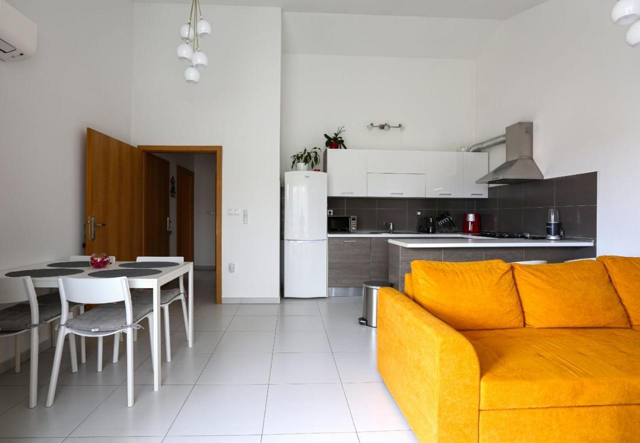 Apartman M&A Apartment Pula Luaran gambar