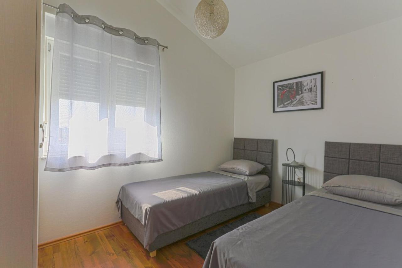 Apartman M&A Apartment Pula Luaran gambar